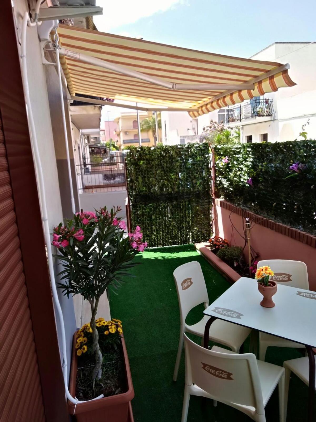 Holiday House Marlin Giardini-Naxos Extérieur photo